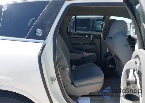 2014 Buick Enclave Convenience z USA, uszkodzony, nr VIN 5GAKRAKDXEJ261241